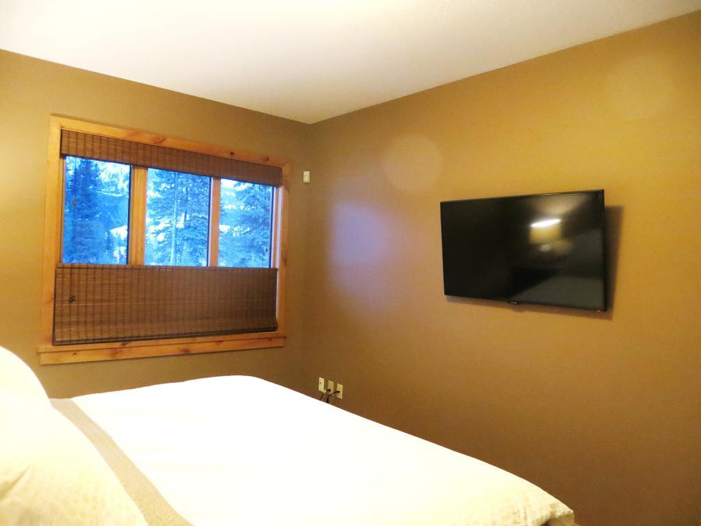 Luxury Canmore Vacations Phòng bức ảnh